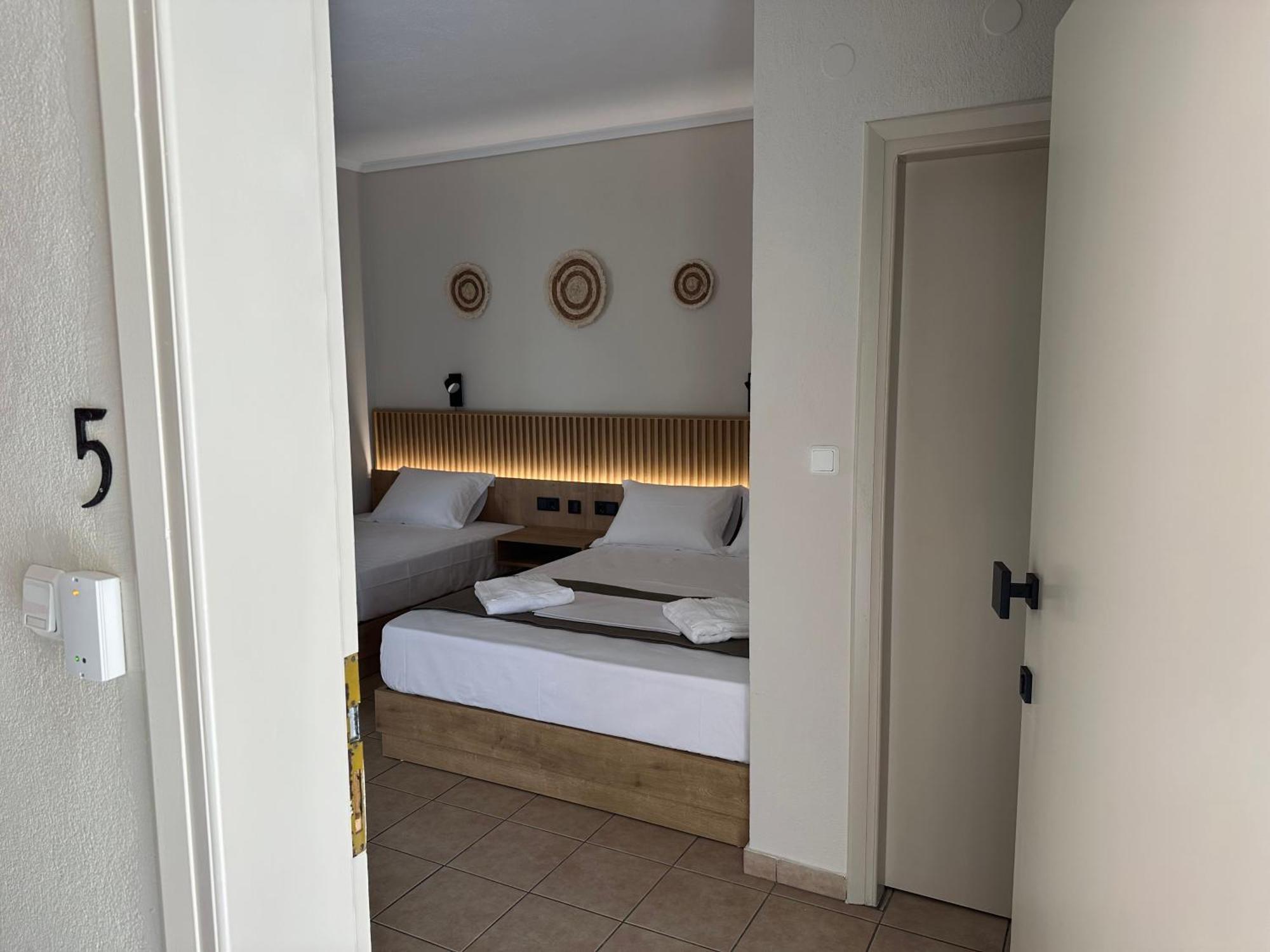 Anna Rooms Nea Vrasna Ngoại thất bức ảnh
