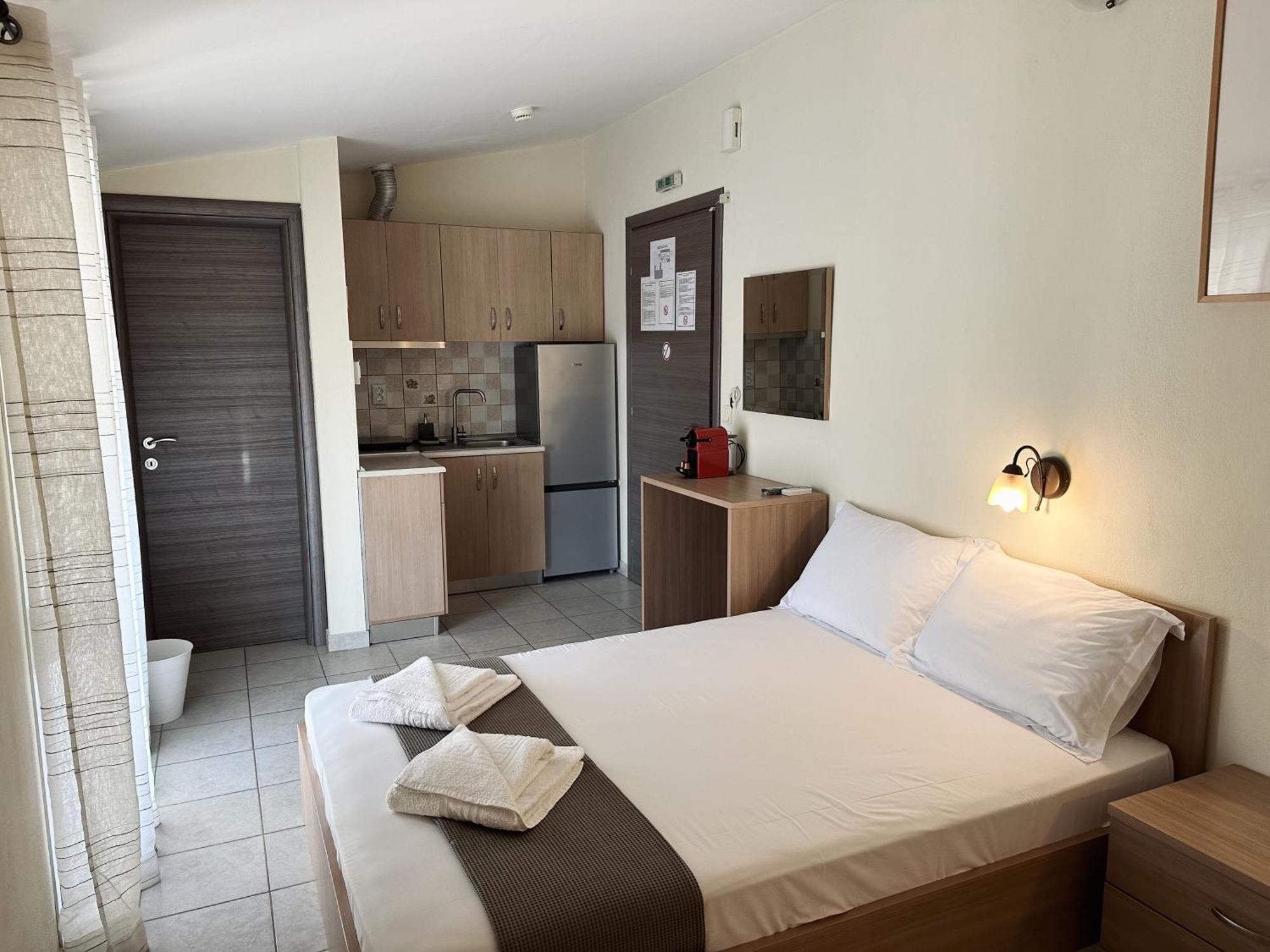 Anna Rooms Nea Vrasna Ngoại thất bức ảnh